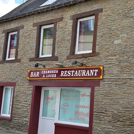 Rive Gauche Hotel Josselin